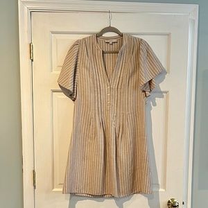 LOFT LINEN BEIGE PINSTRIPED FLUTTER SLEEVE DRESS  - MEDIUM
